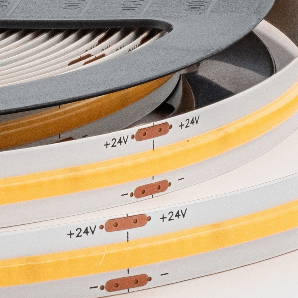 PA033447 TAŚMA LED NEXTEC EX/ 24V / COB 8W/ 320 LED/ IP20 / 4000K +/-200K / 90lm/ W / RA>90 / 5m / 8mm PA033447/POL 5908293933447